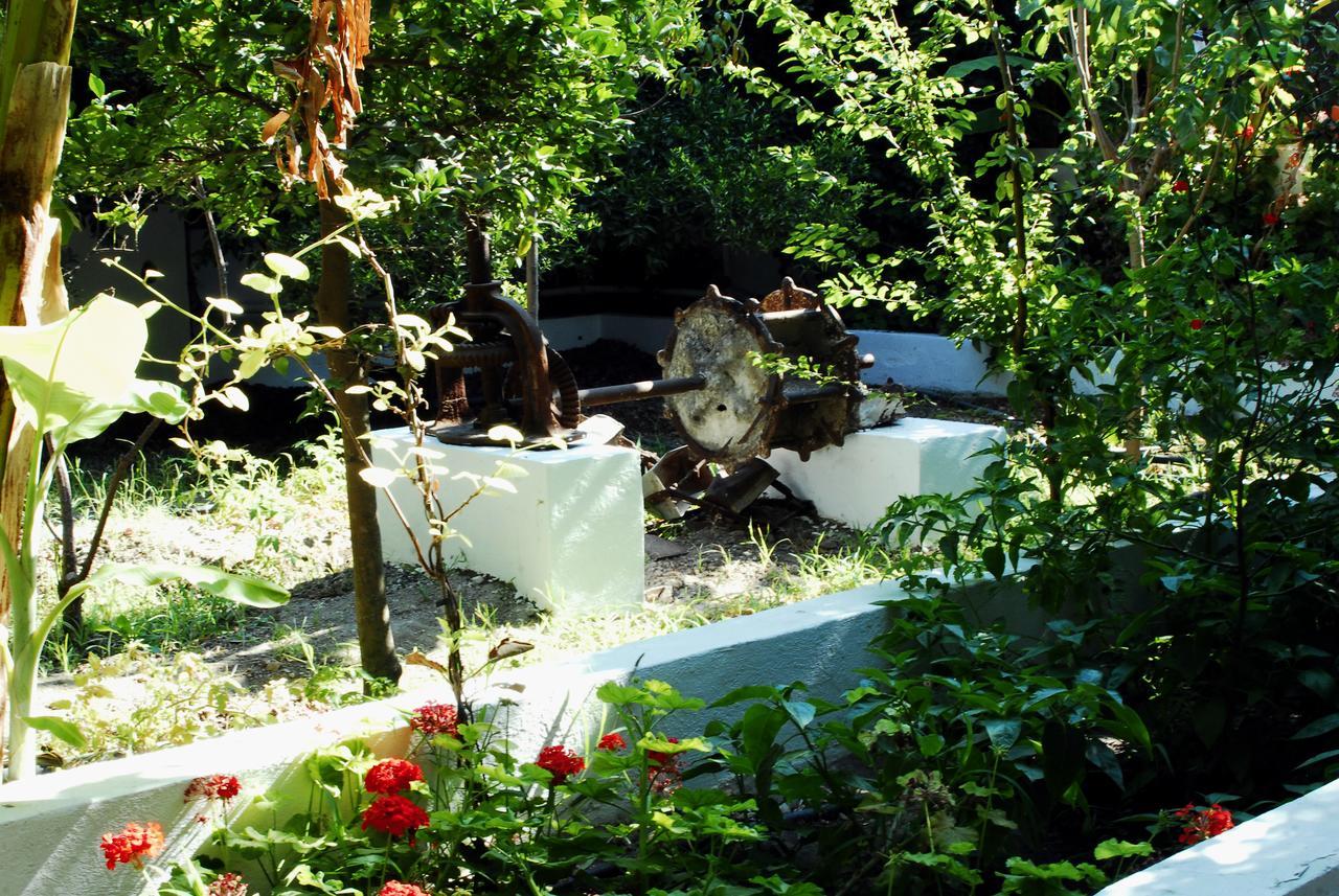 Apartmán Milos Garden Adamantas  Exteriér fotografie